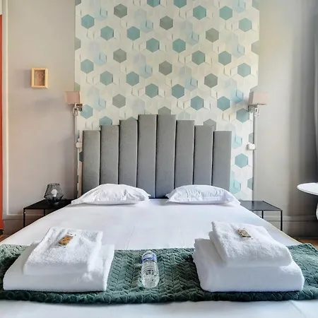 Apartment Republique - Magenta Paris
